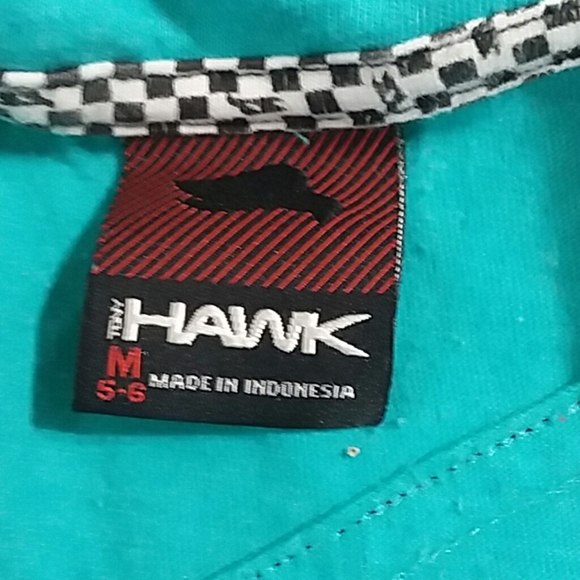 Polo - Picture 2 of 2